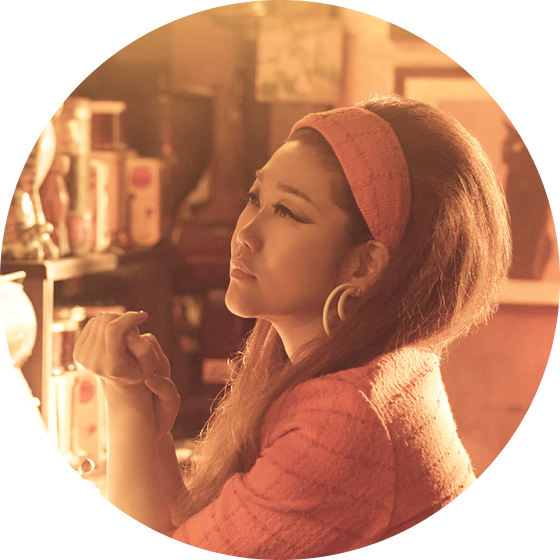 JUJUのアーティスト写真。